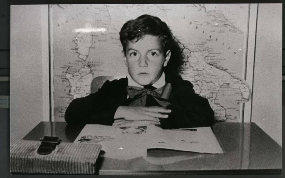 Un giovanissimo Beppe Bergomi sui banchi di scuola. Lo Zio  nato il 22 dicembre del 1963